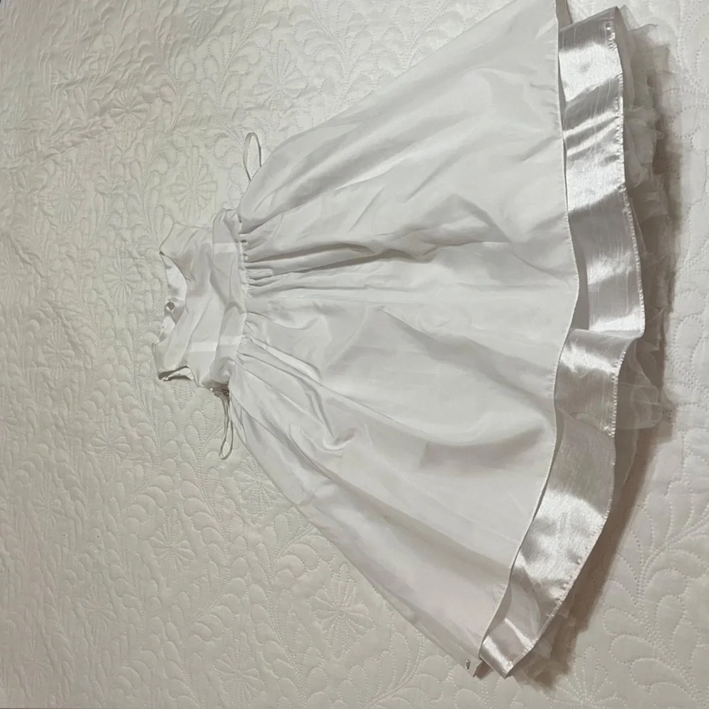 David's Bridal White Gown For Girl - Picture 16 of 16
